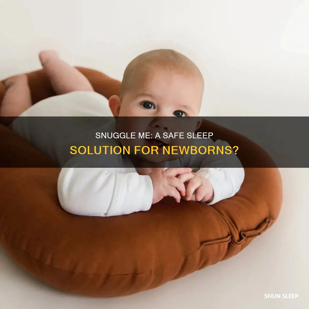 can newborns sleep in a snuggle me