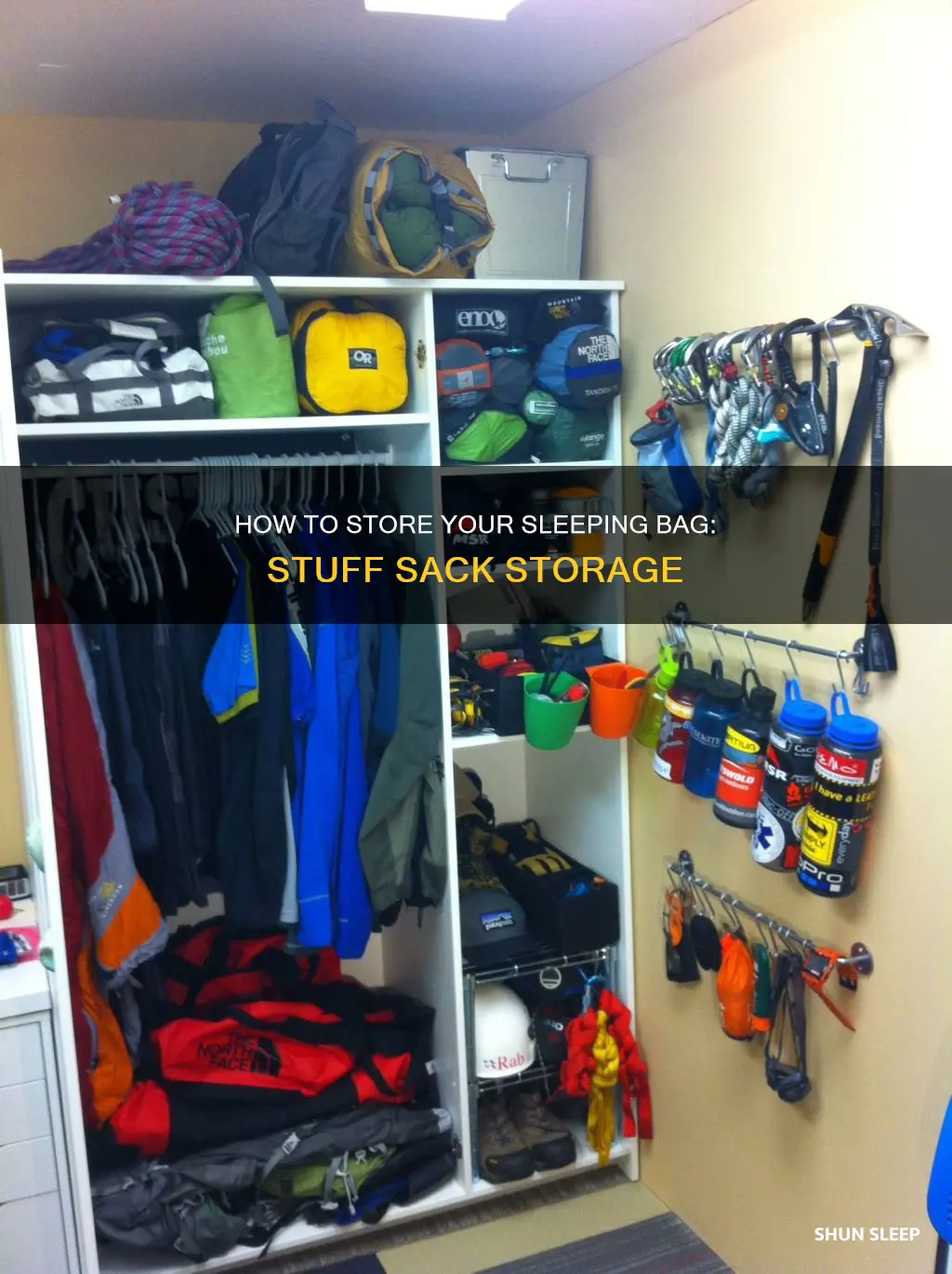 can you store sleeping bag in stuff sack