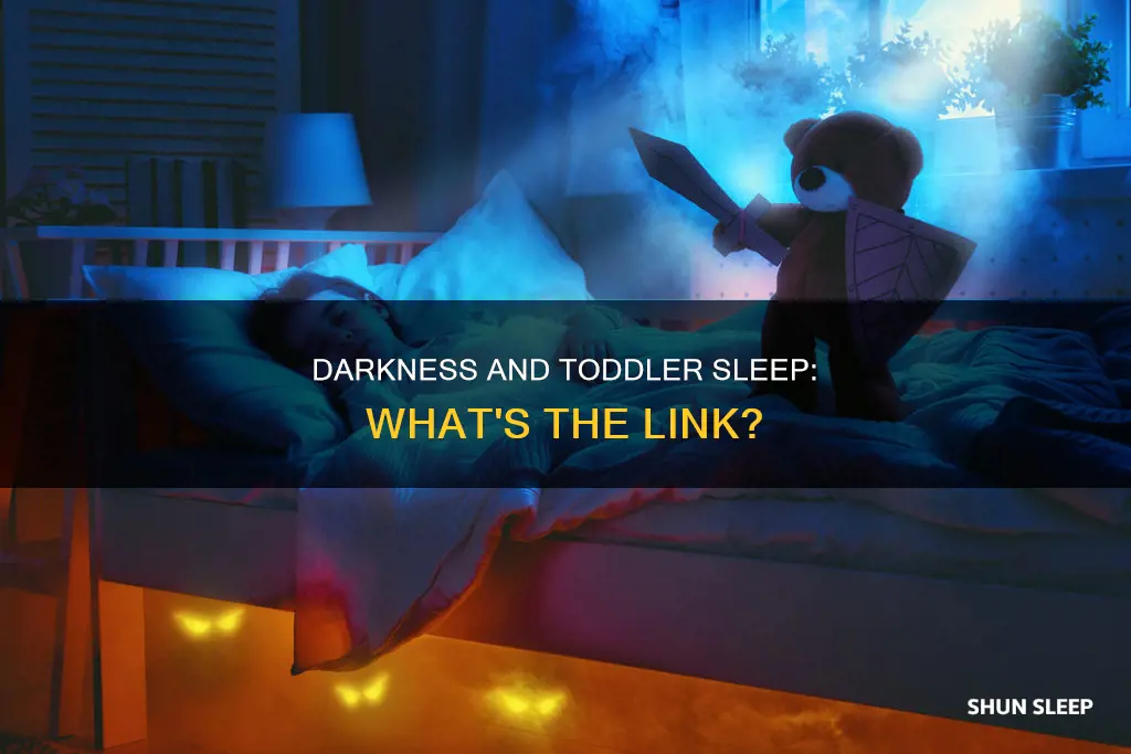 do toddlers sleep better in the dark
