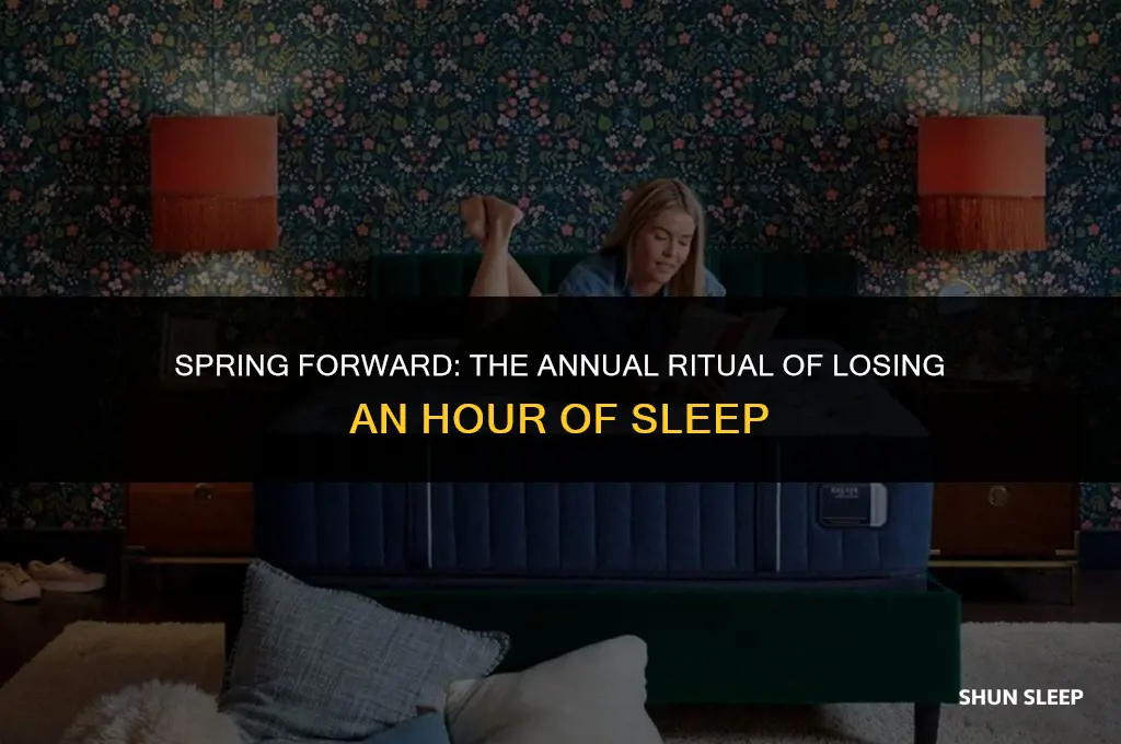 do we lose and hour of sleep tonight