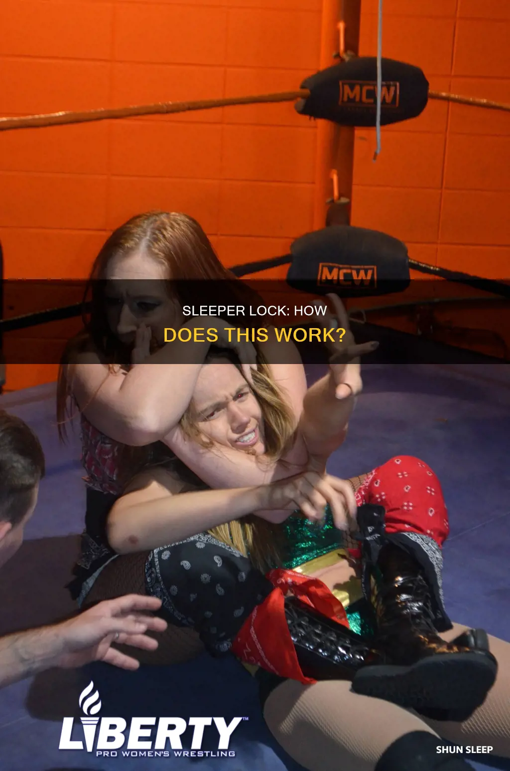 how does sleeper lock in work