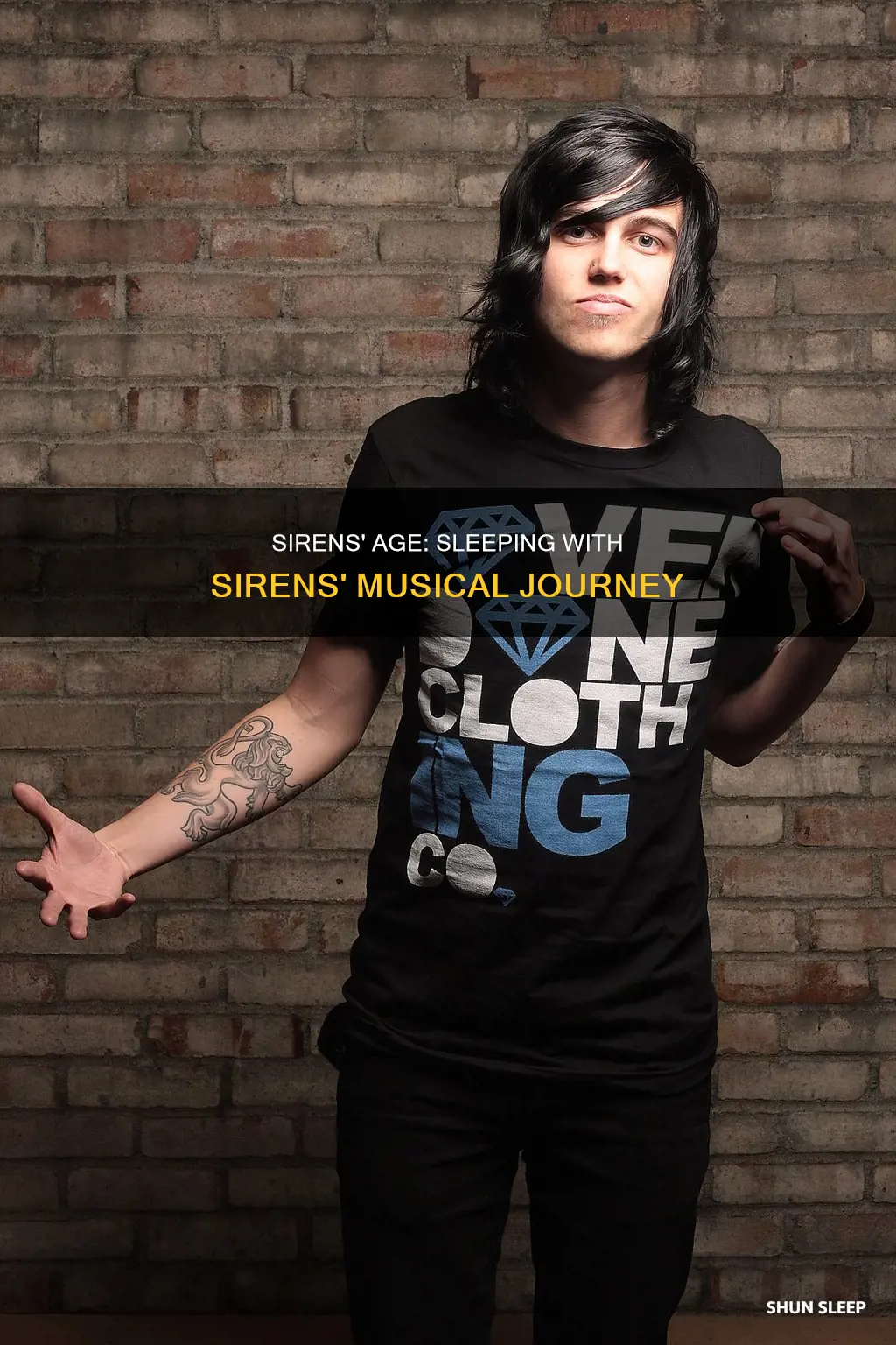 how old is sleeping with sirens