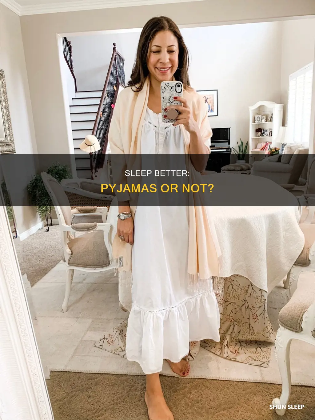 is it better to sleep with or without pyjamas