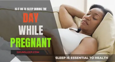 Daytime Naps While Pregnant: Good or Bad Idea?