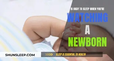 Newborn Care: Napping While Baby Sleeps, Good or Bad?