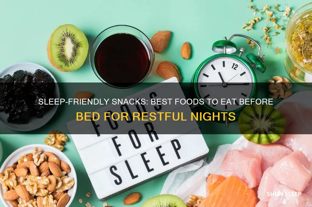 what can i eat before bed to help me sleep