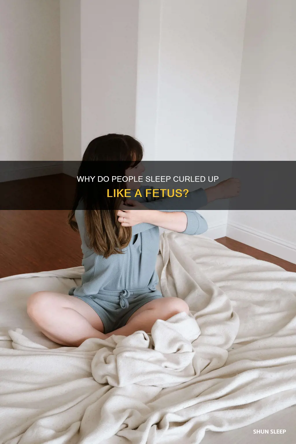 what does it mean when someone sleeps curled up