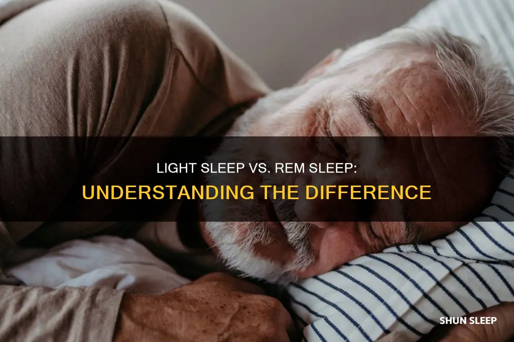 what is the difference between light sleep and rem sleep