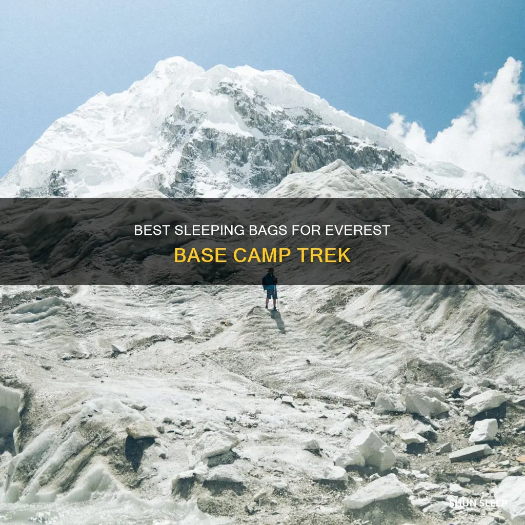 what sleeping bag to use on everest base camp