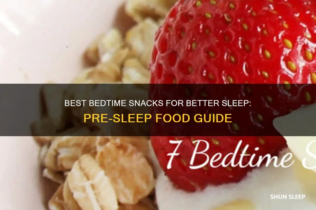 what to eat before bed to help sleep