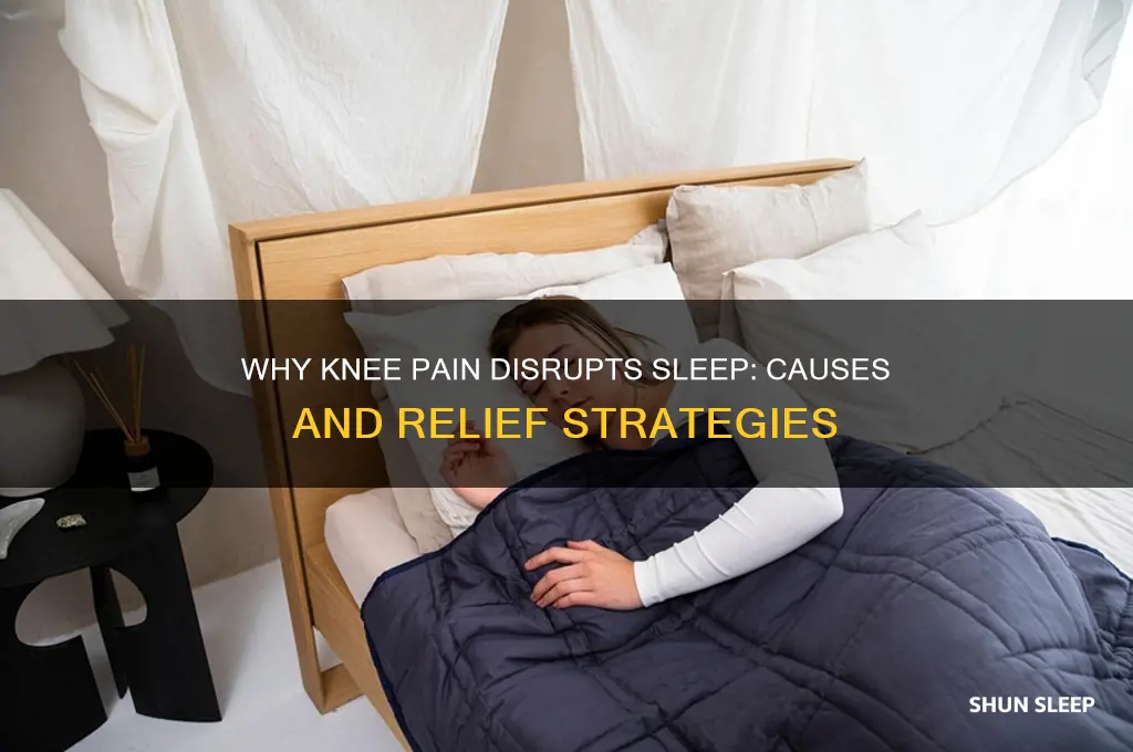 why do i get knee pain while sleeping